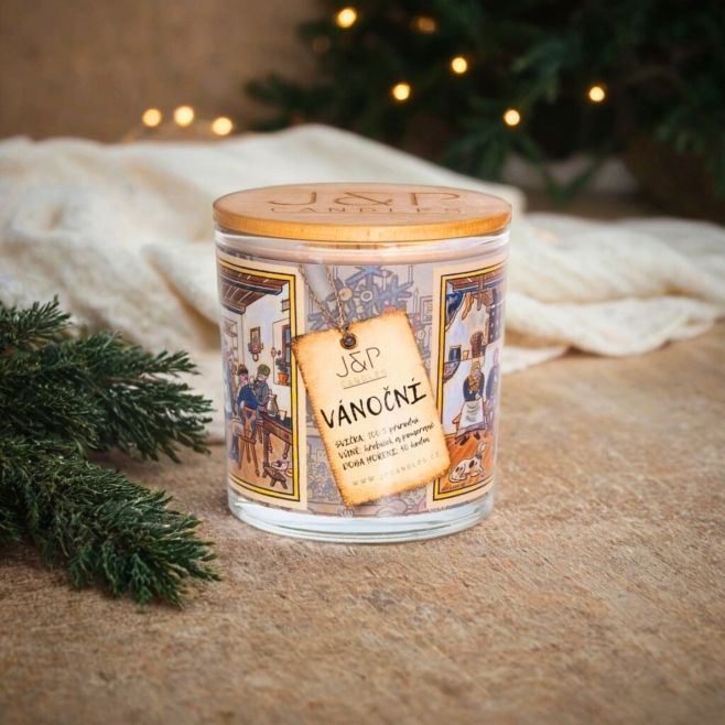 Omamná vůně pomeranče a hřebíčku, to je vůně VÁNOČNÍ svíčky, která je 100 % přírodní.🎄 Proč se jedná o naši nejoblíbenější...